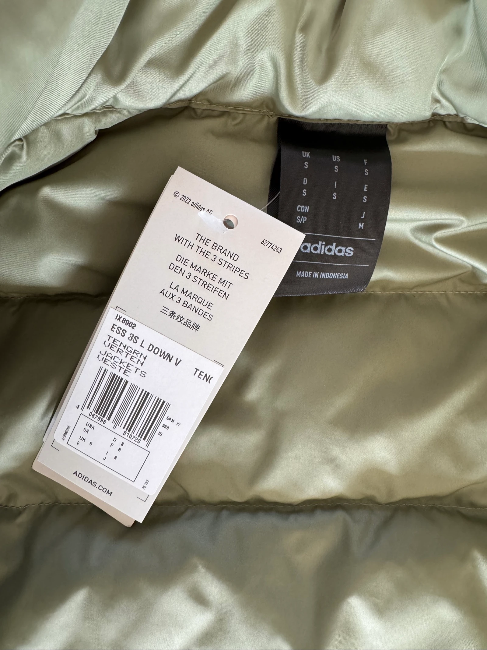 Authentic Adidas Essentials 3 sleeveless puffer jacket new size S – photo 7